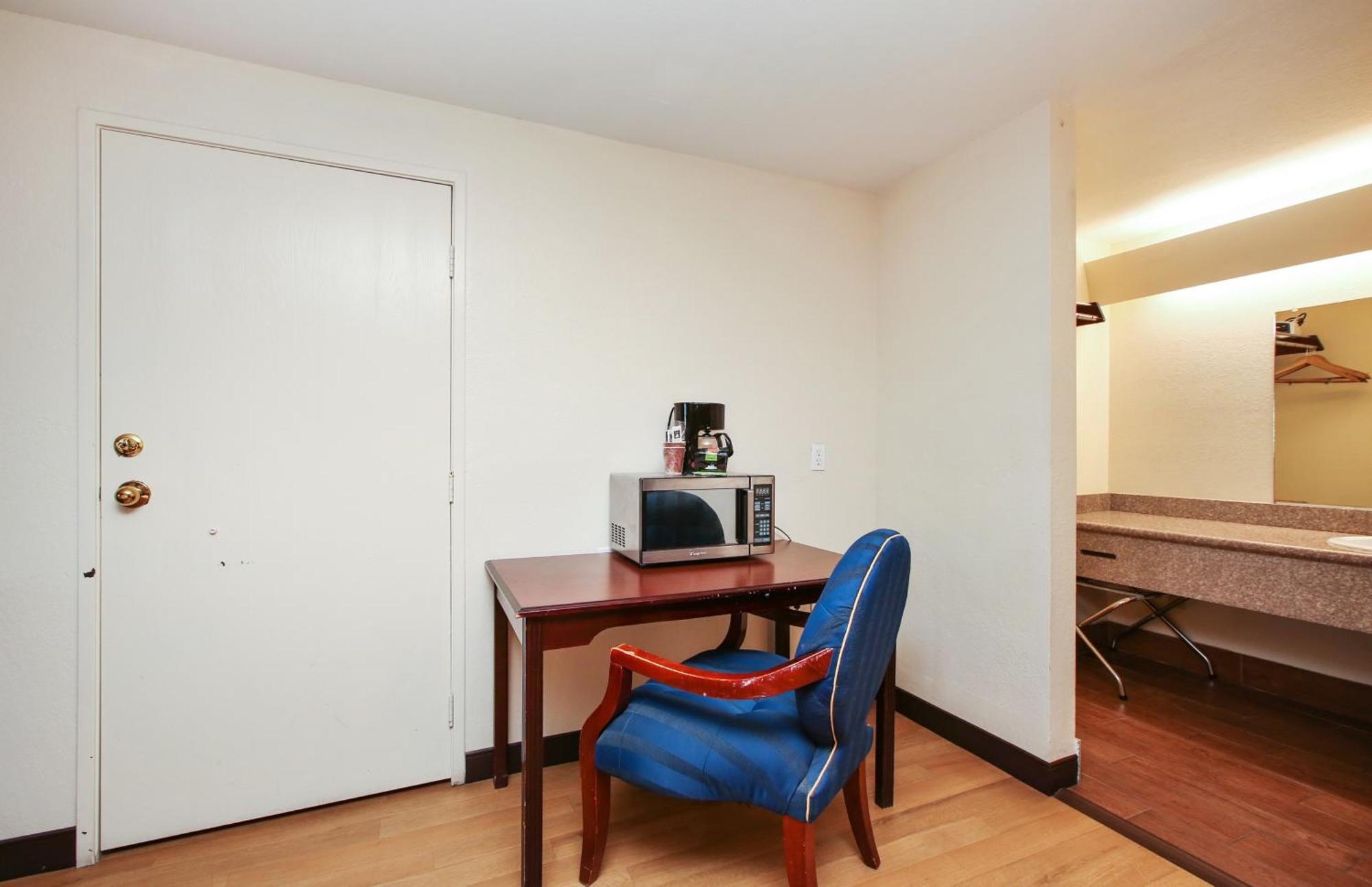 Red Roof Inn Lompoc Εξωτερικό φωτογραφία